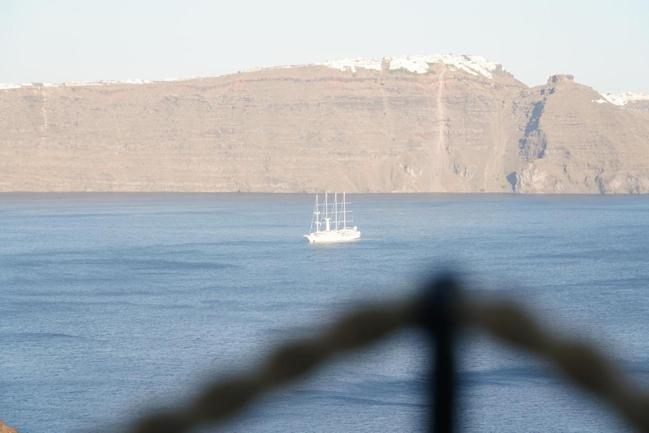 Oinos Luxury Suites Caldera Oia  Extérieur photo