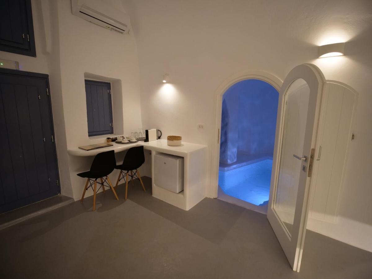 Oinos Luxury Suites Caldera Oia  Extérieur photo
