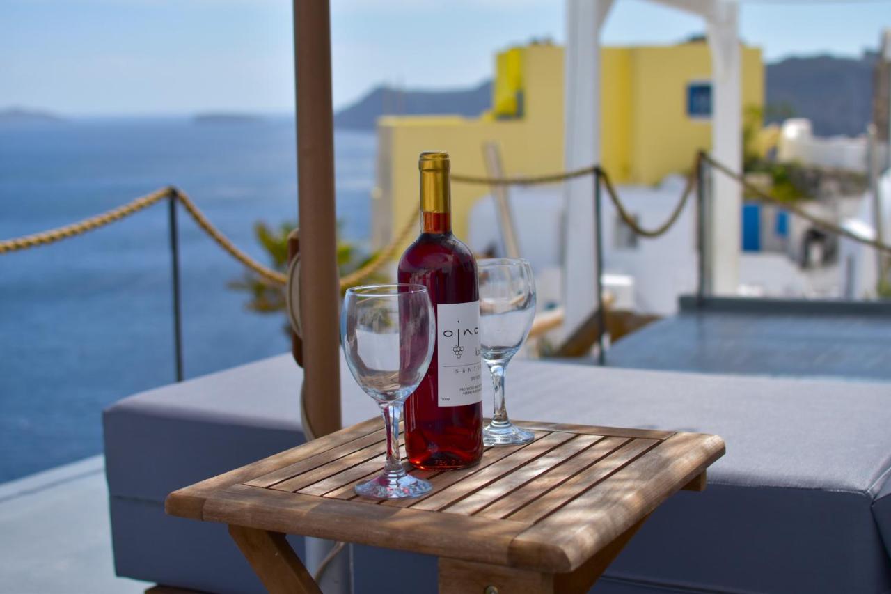 Oinos Luxury Suites Caldera Oia  Extérieur photo