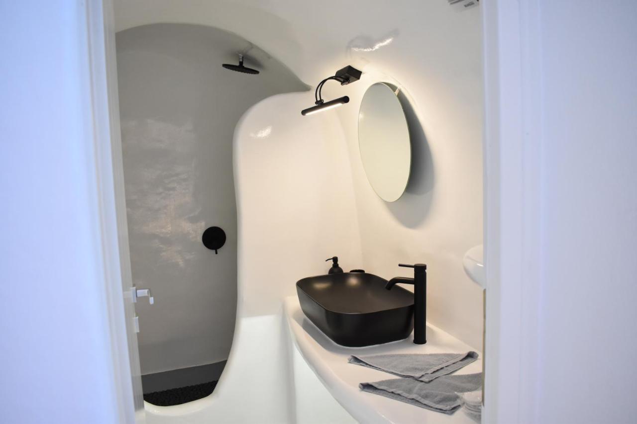 Oinos Luxury Suites Caldera Oia  Extérieur photo