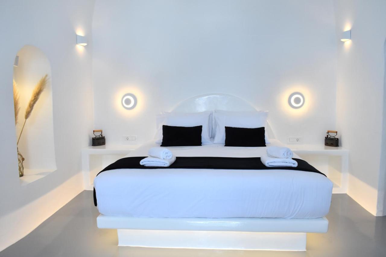 Oinos Luxury Suites Caldera Oia  Extérieur photo