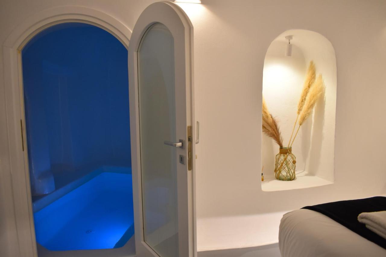 Oinos Luxury Suites Caldera Oia  Extérieur photo